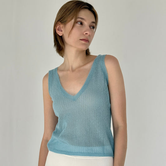 The Cashmere Blend sleeveless V -Ice Blue