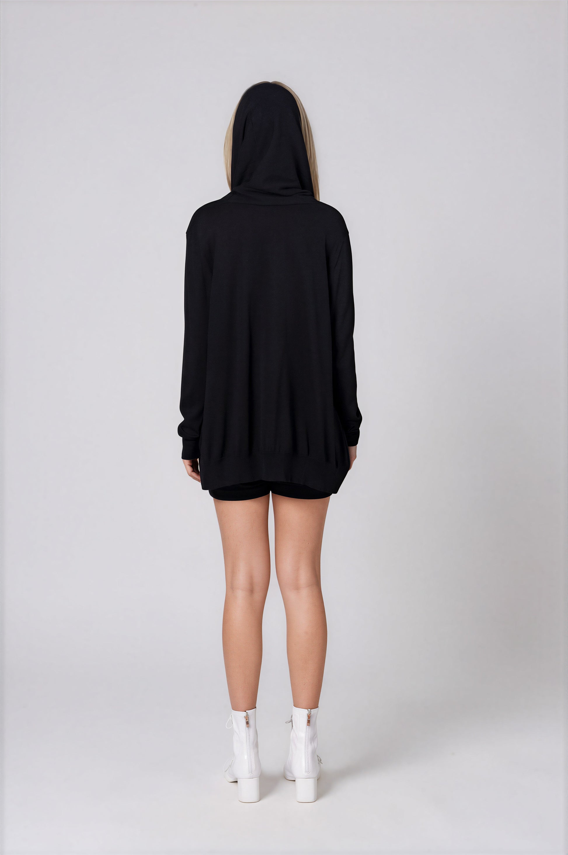 Elliott Hoodie in black