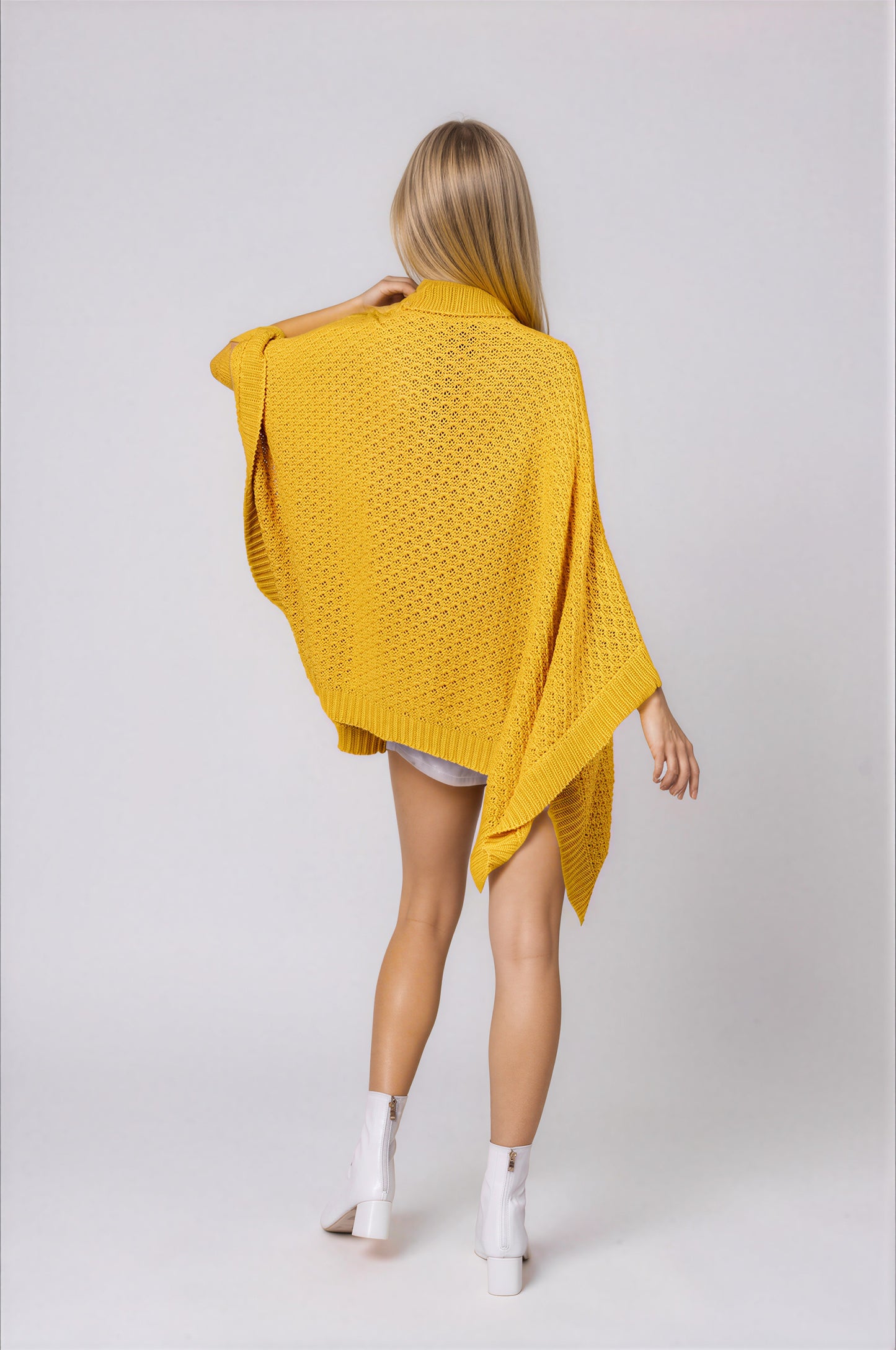 Pleasant Beauty Poncho