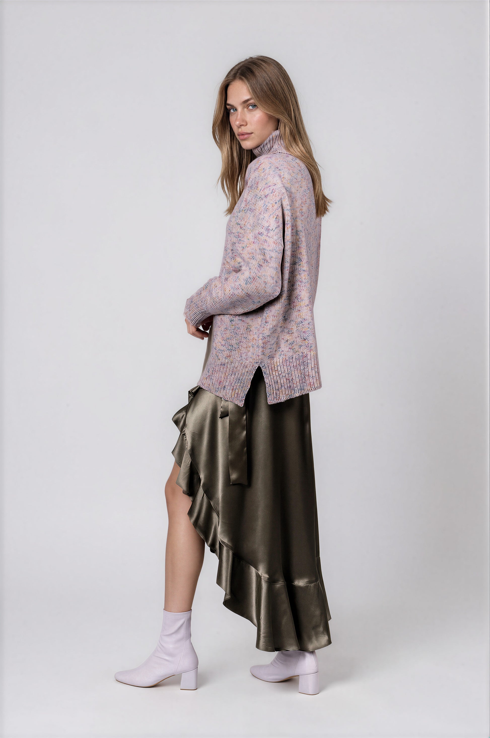 Luxurious Cashmere Turtleneck Sweater